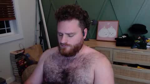 Snapshot of alphadazza18 chatting on November 6, 8:04 am Alpha Dazza online show from November 6, 8:04 am