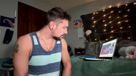 alphadomcole online show from November 16, 7:03 am