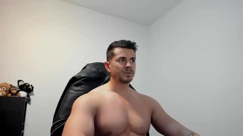 LeatherMaster online show from March 31, 5:24 pm