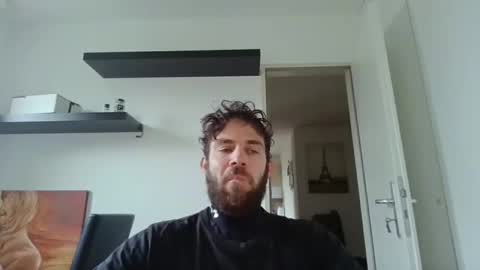 alphah_hunk online show from November 6, 11:44 am