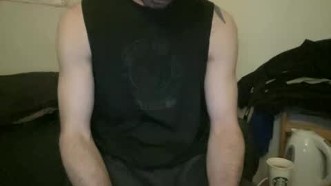 Snapshot of alphajosh chatting on February 11, 9:09 am alphajosh online show from February 11, 9:09 am