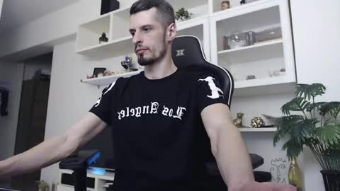Snapshot of alphamastertodd chatting on April 25, 3:42 pm MasterTodd online show from April 25, 3:42 pm