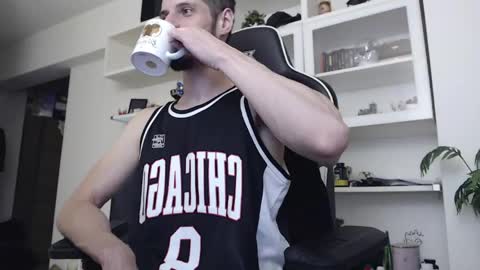 Snapshot of alphamastertodd chatting on June 8, 8:31 pm MasterTodd online show from June 8, 8:31 pm