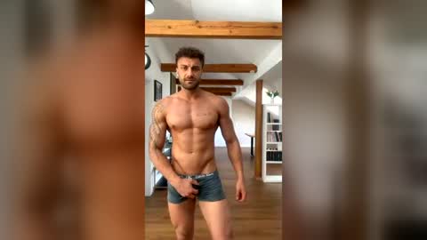 alphastud25 online show from July 2, 11:38 am