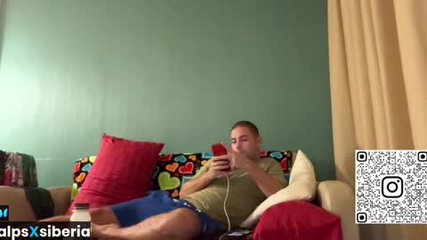 Snapshot of alpsxsiberia chatting on March 17, 10:18 am Dan Nati online show from March 17, 10:18 am