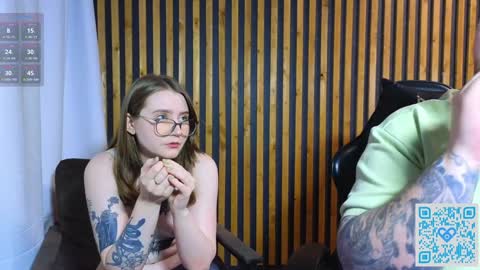 Snapshot of alpugh chatting on December 2, 5:15 pm Woland Alice Pugh online show from December 2, 5:15 pm
