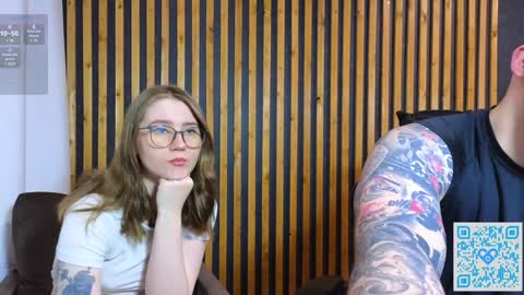Snapshot of alpugh chatting on December 9, 7:39 pm Woland Alice Pugh online show from December 9, 7:39 pm