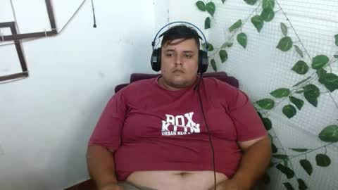 Snapshot of altairstudiosboy chatting on November 4, 3:44 pm Jhosep online show from November 4, 3:44 pm