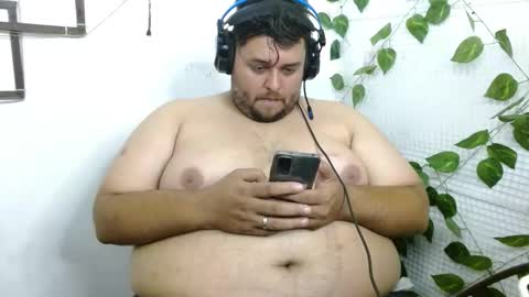 Snapshot of altairstudiosboy chatting on November 30, 3:38 pm Jhosep online show from November 30, 3:38 pm