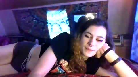 Ivy online show from February 8, 3:48 pm