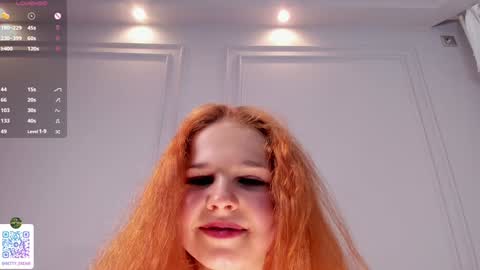 Betty online show from December 15, 2:30 am