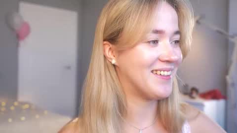 Amelia NEXT STREAM  online show from March 27, 1:44 pm