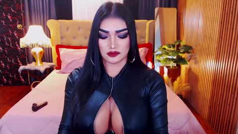 Alura Jhenson online show from February 21, 10:16 am