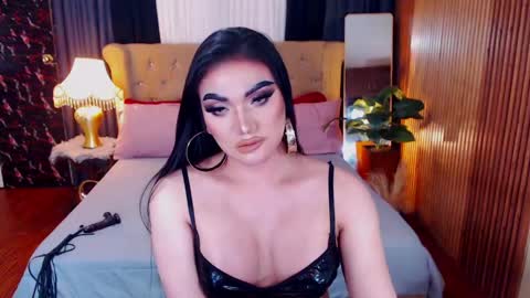 Alura Jhenson online show from May 8, 2:39 am