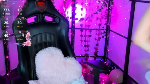 Aluwe online show from March 25, 9:21 pm