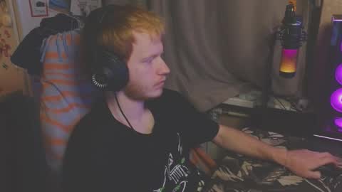 Snapshot of alvin__main chatting on September 26, 10:36 pm Alvin Puska -- online show from September 26, 10:36 pm