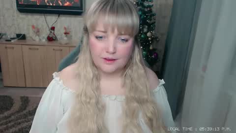 Snapshot of always_yours__ chatting on December 26, 12:38 pm katrin online show from December 26, 12:38 pm