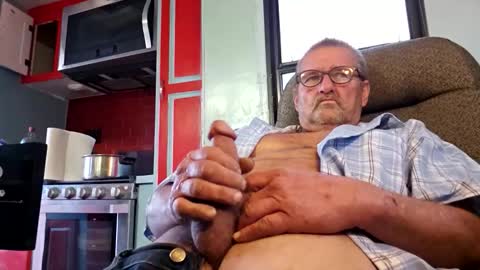 alwayshard4u1 online show from May 6, 1:05 pm