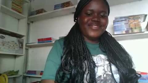 Snapshot of alyabeiby chatting on October 24, 11:39 am alyabeiby online show from October 24, 11:39 am