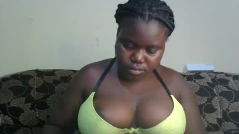 Snapshot of alyabeiby chatting on November 2, 10:06 am alyabeiby online show from November 2, 10:06 am