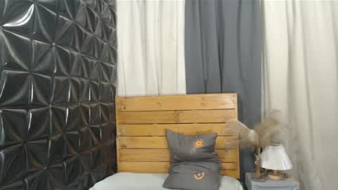 Snapshot of alyjamoon chatting on April 20, 6:53 pm your asian dominantrix kneelobeyan beg online show from April 20, 6:53 pm