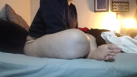 Alyn Maria online show from September 28, 3:34 am