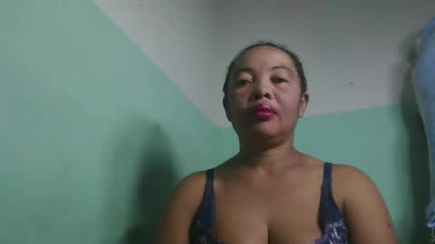 alypierette online show from May 1, 2:38 am
