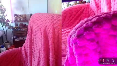 Snapshot of alys_at_college chatting on February 13, 2:35 pm Sweet Alys online show from February 13, 2:35 pm