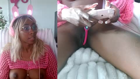 Snapshot of alys_at_college chatting on April 4, 1:08 pm Sweet Alys online show from April 4, 1:08 pm