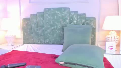 Alys  online show from January 25, 5:40 am