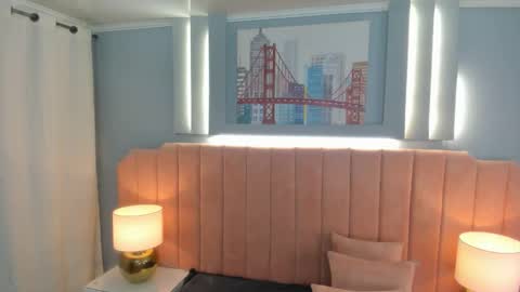 Alys  online show from September 30, 3:00 am