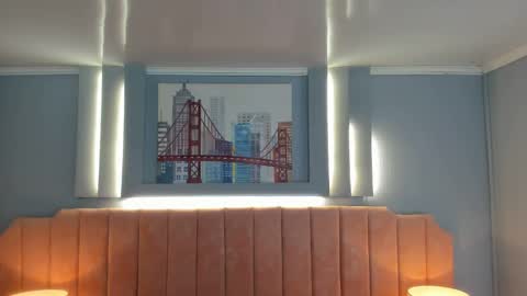 Alys  online show from October 5, 6:50 pm