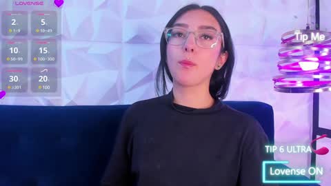 sopie online show from December 10, 2:06 pm