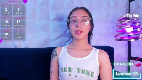 sopie online show from December 11, 11:08 am