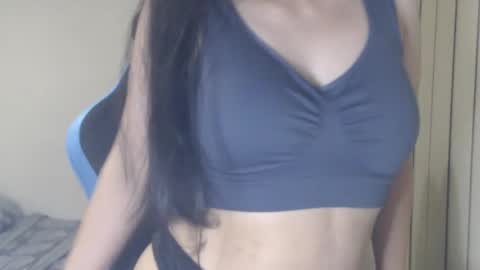 alysapie online show from June 26, 7:07 pm