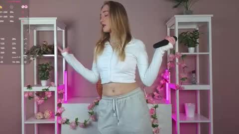 Vanessa online show from September 19, 4:18 pm