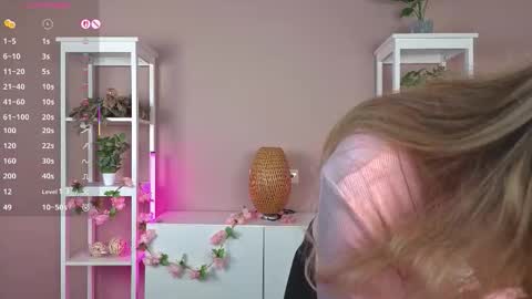 Vanessa online show from September 22, 6:32 pm