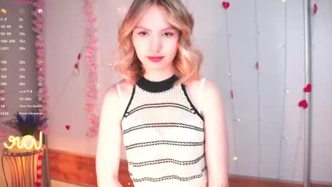 Kate online show from May 14, 5:09 pm