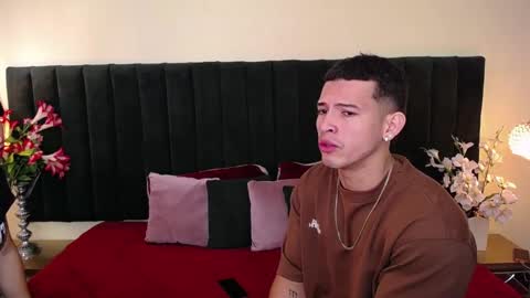 Snapshot of alyson_ethan chatting on January 12, 1:16 pm ALYSON Y ETHAN online show from January 12, 1:16 pm