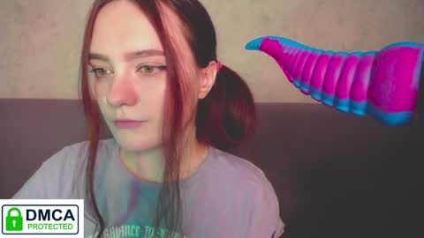 Snapshot of alyssa__scarlet chatting on December 6, 10:49 am Alyssa online show from December 6, 10:49 am