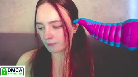 Snapshot of alyssa__scarlet chatting on February 7, 9:26 am Alyssa online show from February 7, 9:26 am