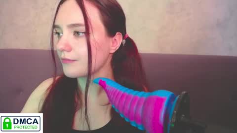 Snapshot of alyssa__scarlet chatting on February 27, 12:13 pm Alyssa online show from February 27, 12:13 pm