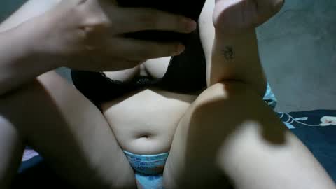 Snapshot of alyssa_hope chatting on February 13, 1:19 am alyssa_hope online show from February 13, 1:19 am