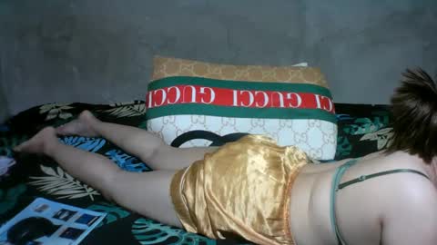 Snapshot of alyssa_hope chatting on February 25, 8:58 am alyssa_hope online show from February 25, 8:58 am