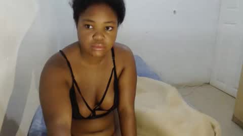 alyssabrownx online show from March 4, 2:39 am