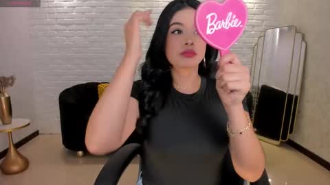 Aly  online show from November 6, 11:44 am