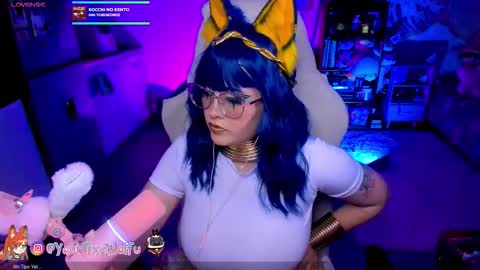  . Monday to Saturday at 10pm and 6am Colombia time online show from October 24, 3:03 am