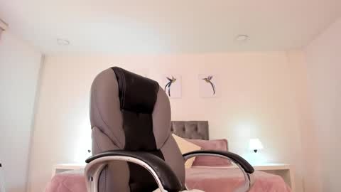 Snapshot of alyssia_wolds_1 chatting on January 22, 3:40 pm alyssia wolds online show from January 22, 3:40 pm