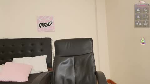 Isabella online show from December 28, 7:54 pm