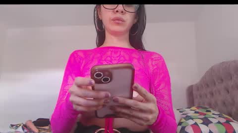 Snapshot of amadamar chatting on October 5, 6:06 pm valentia online show from October 5, 6:06 pm